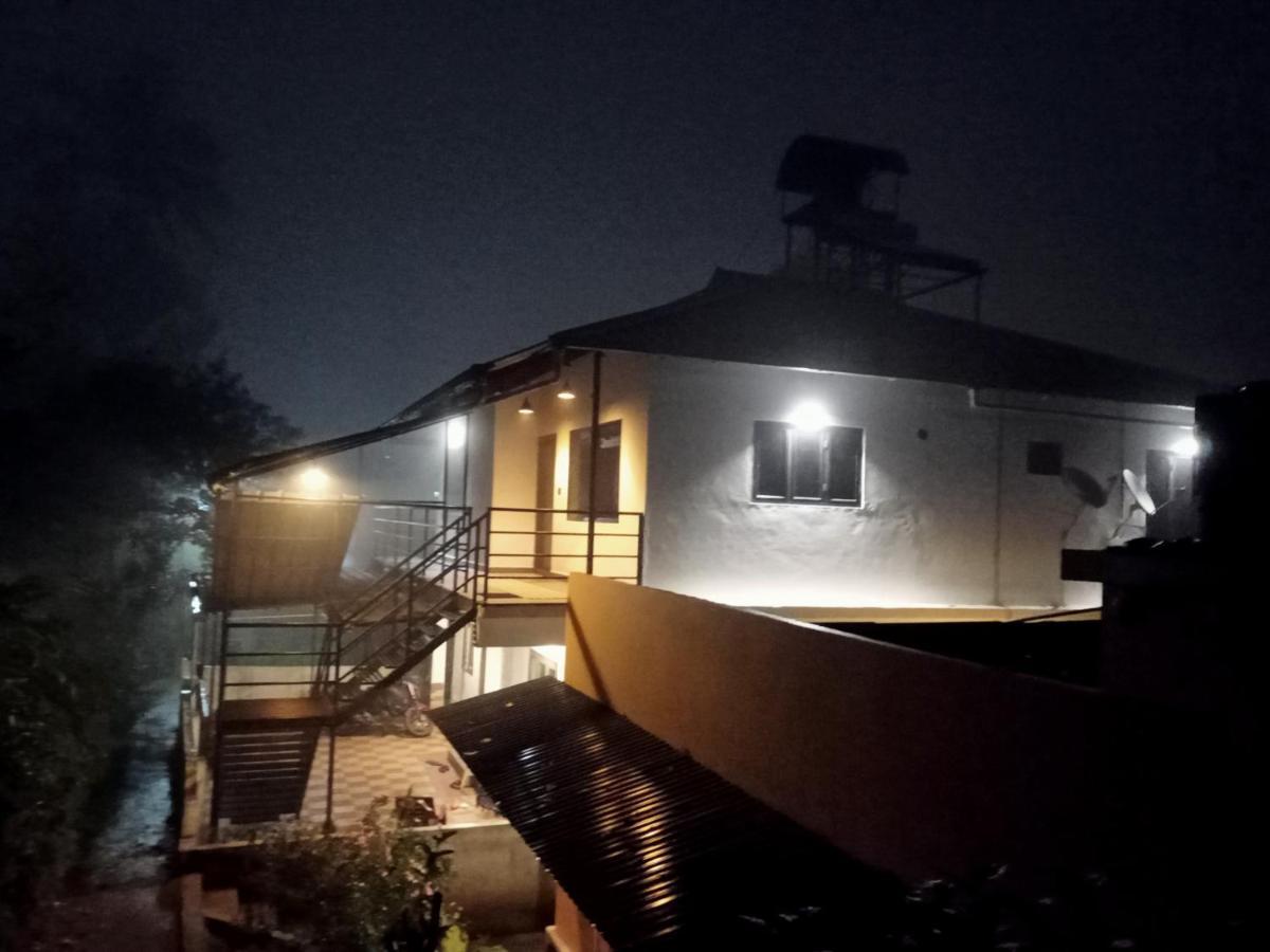 La Casa De Alexa Homestay Idukki Bagian luar foto