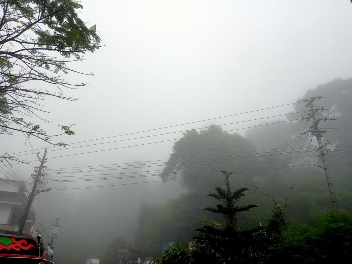 La Casa De Alexa Homestay Idukki Bagian luar foto